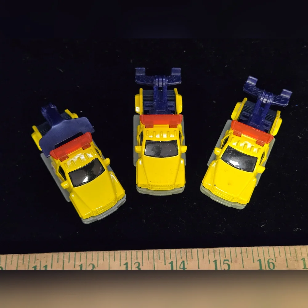 Matchbox Wrecker Tow Truck Lot of 3 Die Cast Vehicles - Picture 2 of 4